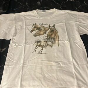 Palomino horse tee